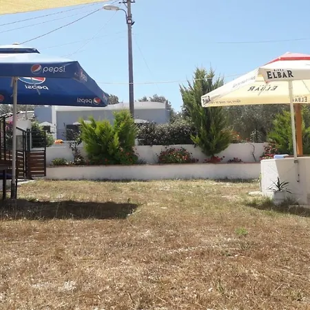 Juna Pensionat Ksamil