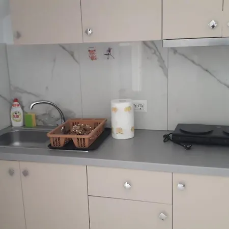 Juna Pensionat Ksamil