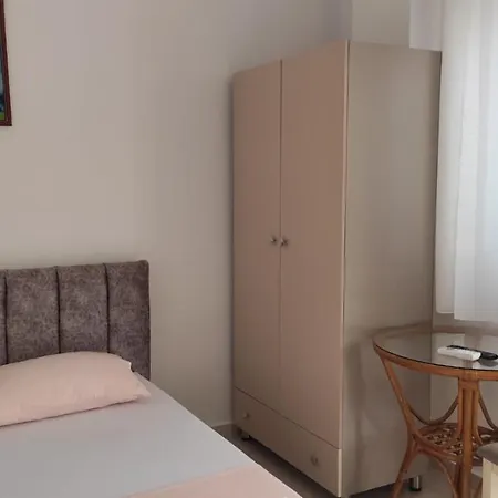 Guest house Juna