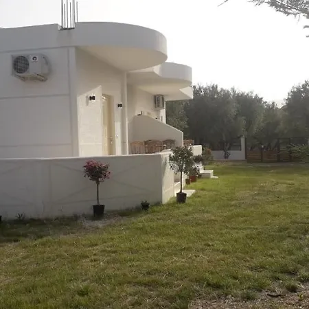 Juna Guest house *
