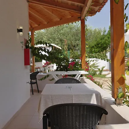 Juna 3* Ksamil