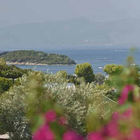 Juna Maison d'hôtes Ksamil