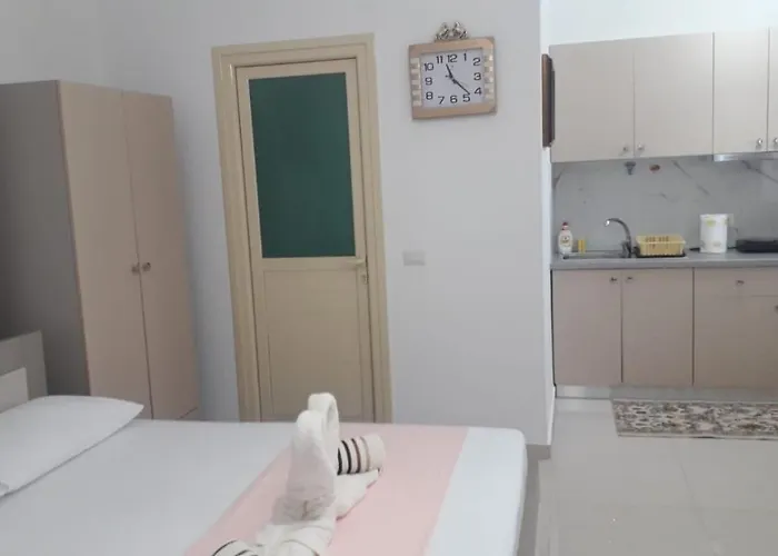 Juna Vendégház Ksamil