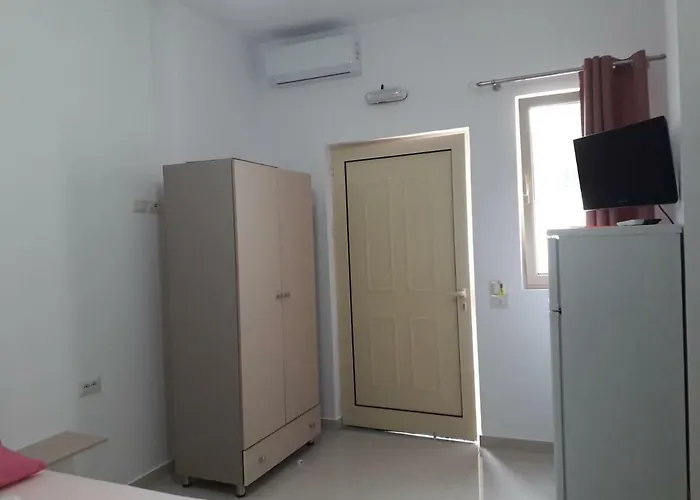 بيت ضيافة Juna