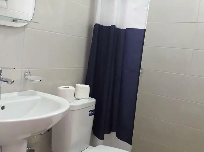 بيت ضيافة Juna